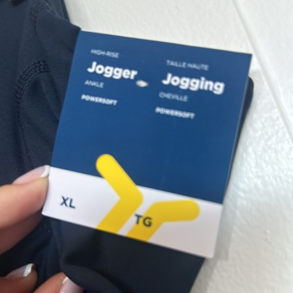 Old Navy Joggers - Picture 8 of 11